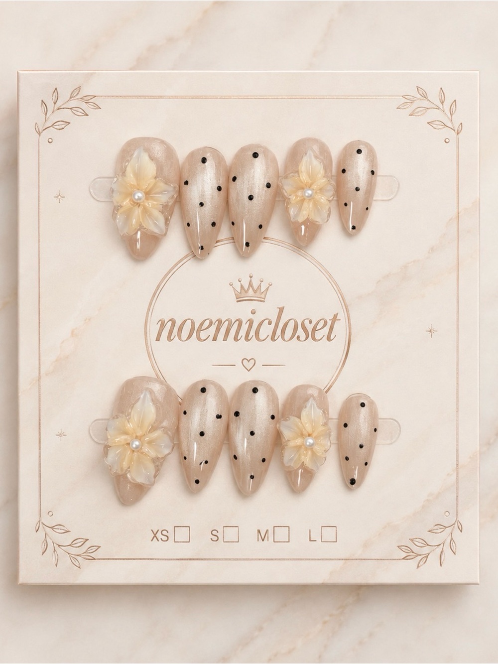 Press-On Nails - Picture 4 of 16